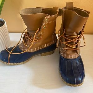 LL Bean Duck Boots - Women 6